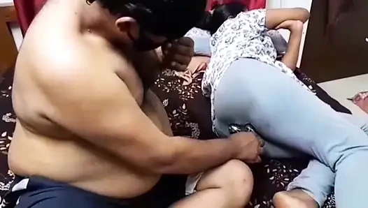 Söylenmeyen hikaye: kapalı kapılar ardında derin bir konuşma: gerçeklik vs beklentiler her şeyi söyleyen sessiz tepki!