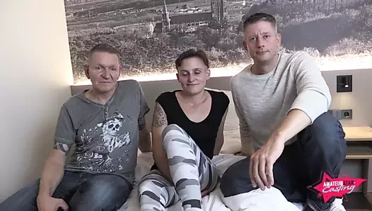 Sıska kaltak madmarry ile Hardcore üçlü !!