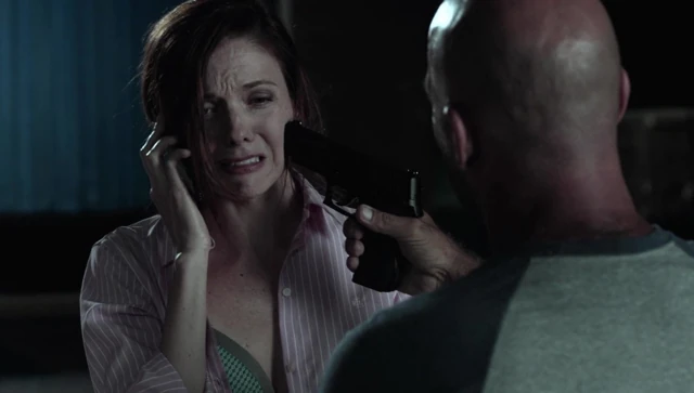 Claire bronson - "banshee" s1e07 02