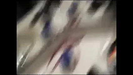 Aptalın benim için dans etmesine izin verdim....