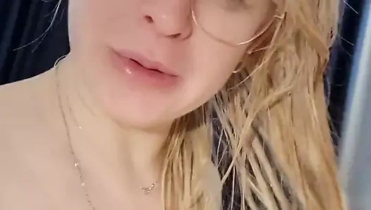 Islak bir rüya ve mastürbasyon yaptıktan sonra amımı gösteriyorum