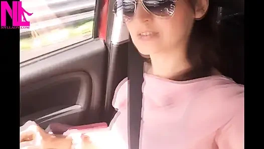 Arabada yolcu koltuğunda sarkma