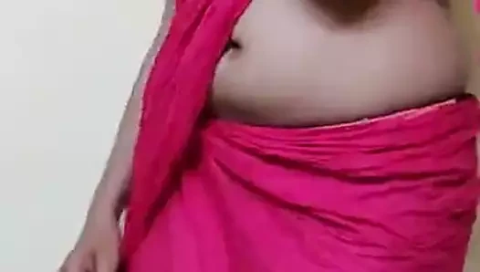 Sıcak desi teyze dans