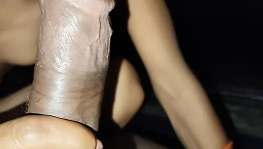 Üvey annem ağzına büyük yarağımı veriyor