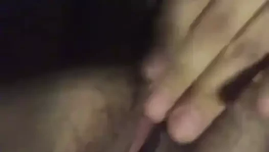 Seksi latin milf sürtük onu sıkı kedi zevk.