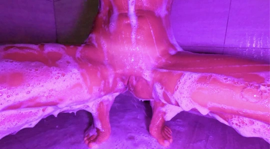 Bak duşta ne yapıyorum sevgilim