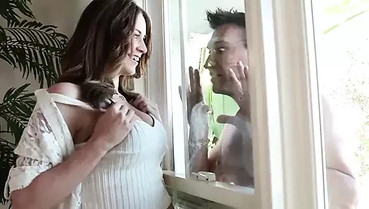 Delilah Blue amında büyük ham yarakları seviyor