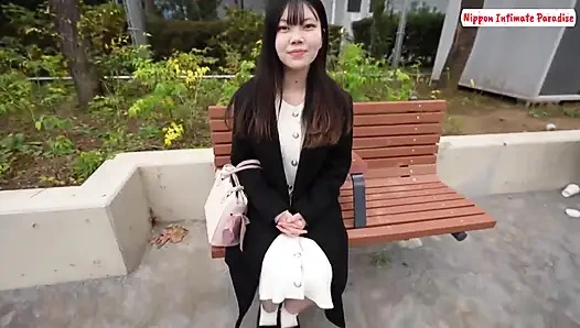 На середине паузы, искры, игривого ритма, как жирные изгибы командуют внимание перед выпуском