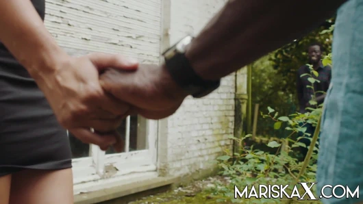 Mariskax mariska kocası tarafından bir bbc'ye teklif edildi