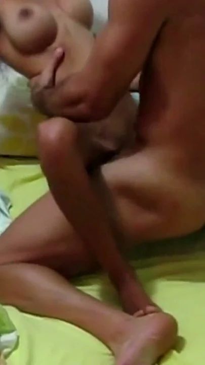 Amatör latina eski kız arkadaş gizli kamera sikme | Klip 1