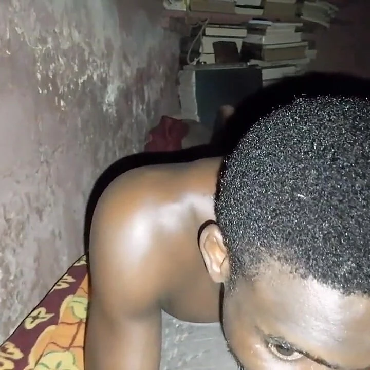 Afrikalı zenci adam nasıl boşalıyor izle