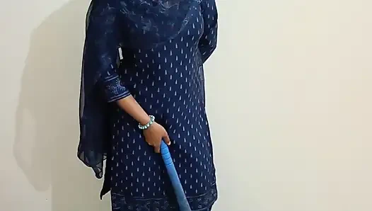 18 Yers Old Indian Desi Village Meia-irmã foi primeira vez sexo com meio-irmão Clear Hindi Audio