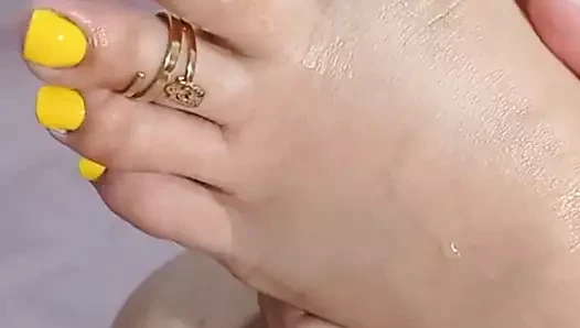 seksi ayak kendi kendine ibadet