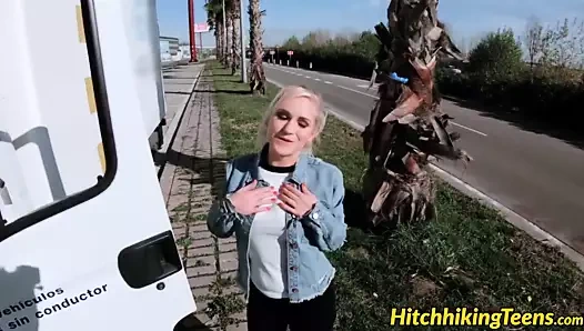 Kamu kahrolası ile büyük titted genç rossella visconti ve tr