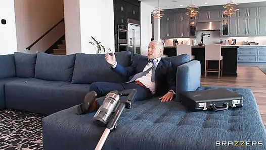 Brazzers - resmi Mısır domama rolünü oynamak için elinden geleni yapıyor, sürtük ev hanımı