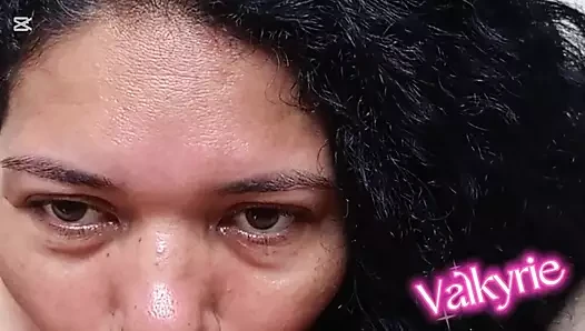 Güzel komşu emme zengin derin boğaz oral seks uzmanı