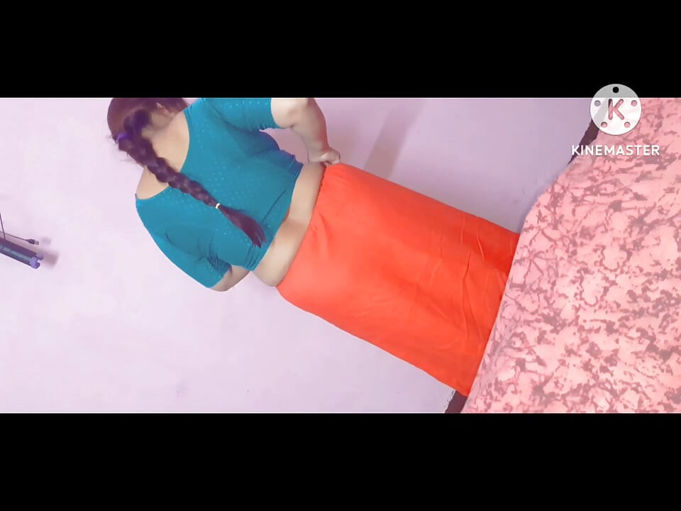 Ateşli üvey anne 20 yaşındaki üvey oğlu tarafından sikiliyor! Family Taboo seks
