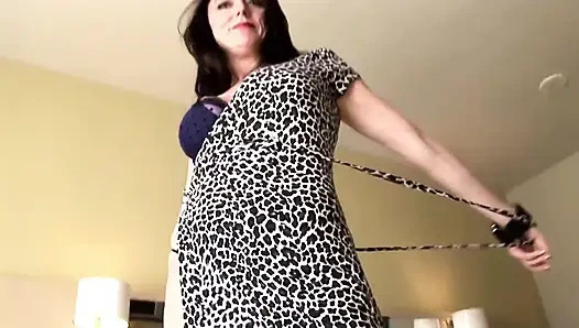 Edepsiz orta yaşlı seksi kadın anal seks - ingilizce