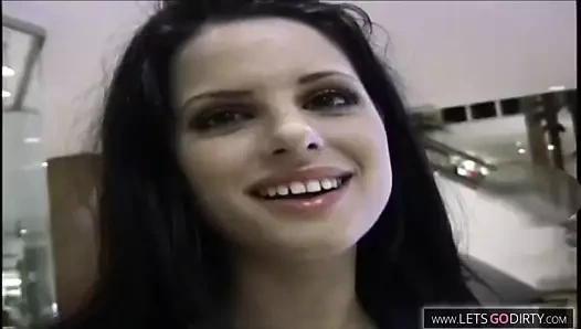 Sert sikme ve yüz yük süre bf olduğunu izlerken