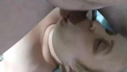 Milf margarita vermek bir oral seks