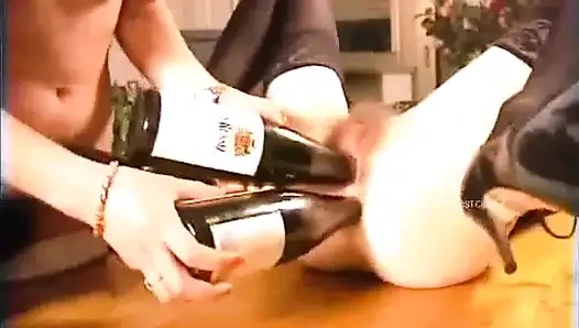 İtaatkar kızlar - 2'de 1 sahne