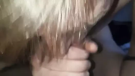 Sarışın Çek berbat onun çük ve sonra boşalan üzerinde o kendisi