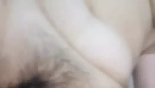 Milf kedi parmaklı ve yaladı