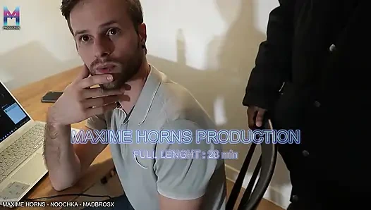 fantezisi: 2 zenci adamın katılmadan önce kızımı mahvetmesini izliyorum