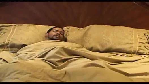 Siyah beyaz ve Asyalı üçlü grup seks