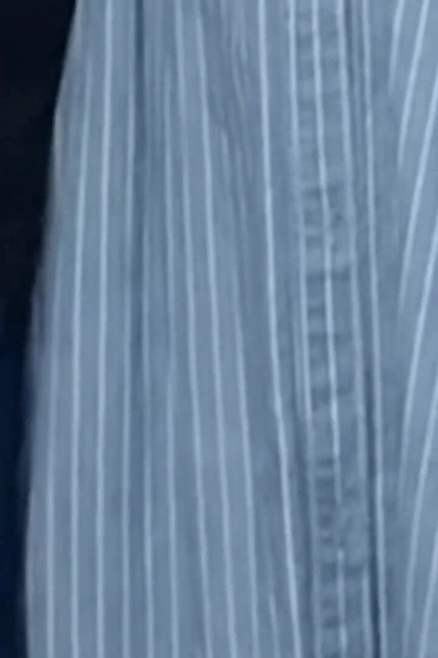 Sapık Yaşlı Adam Metro'da Parmaklarıyla Vajina Mastürbasyon Yapıyor