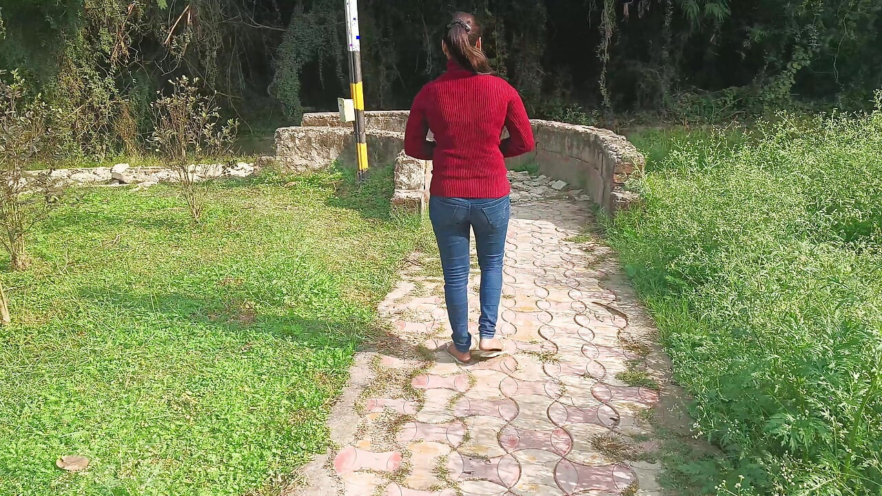 Xxx ateşli Hintli desi kız arkadaş ko açık havada park et beni bulakar muhe me choda net edepsiz ses 18 yers kız arkadaş ağzında sikişiyor