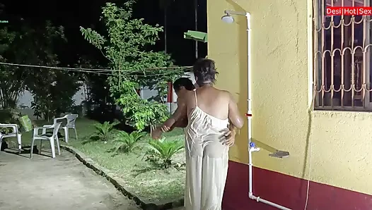 Köylü yenge sert seks yapıyor!