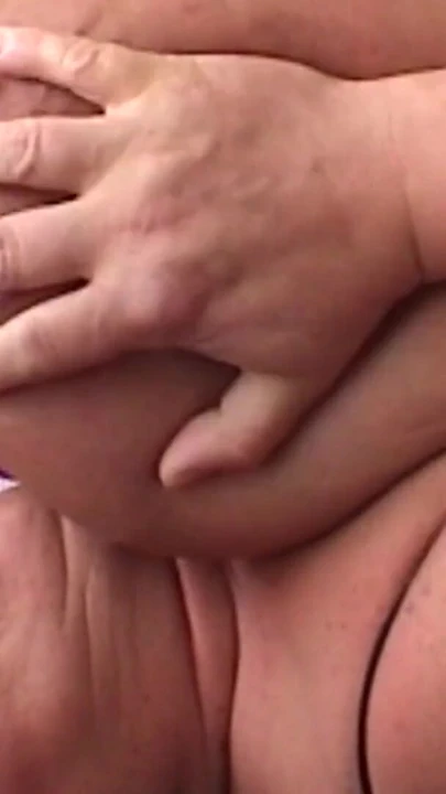 işten sonra sikişmek için baştan çıkarılıyor Alman orta yaşlı seksi kadın sikiliyor bölüm 3 | Klip 2