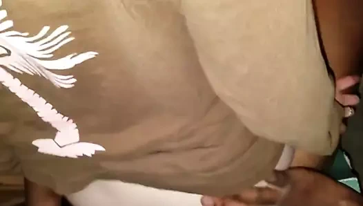 Amatör aldatmak milf gets bbc Creampie içinde garaj