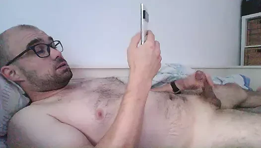 Masturbating in the morning just lets me start the day better