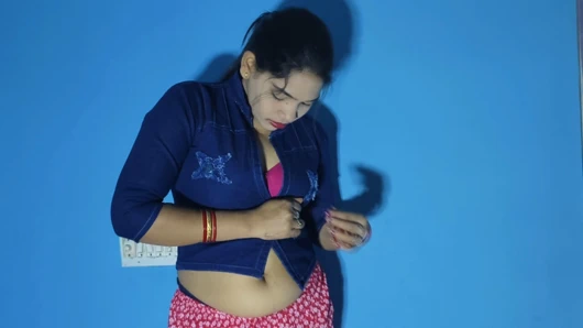 Hintli köylü çift seks videosu