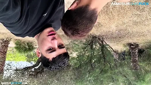 Agf sahada arkadaşımla eğleniyorum. Bizi yakalayacaklar mı?