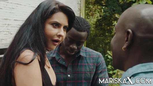 Mariskax mariska kocası tarafından bir bbc'ye teklif edildi