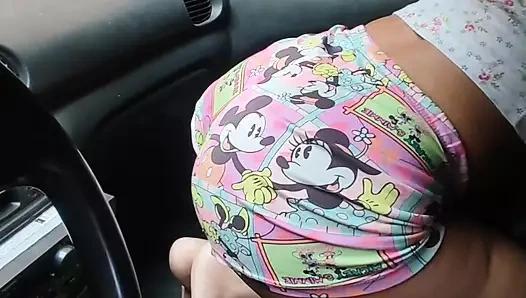 Üvey kızımı yatıya kaldıktan sonra alıyorum ve o büyük götü gördükten sonra onu bir motele gitmeye ikna ediyorum