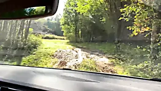 KUUMA ULKONA VITTU MUUKALAISEN KANSSA