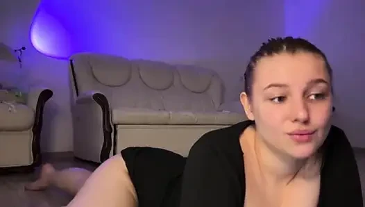 Jucielussie hard fucking with huge dildo