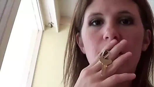 Şimdiye kadarki en zalim metresi tarafından kilitlendin