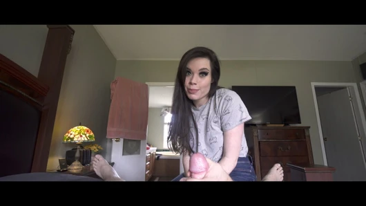 Adım annem yalnız hissediyor bölüm 1