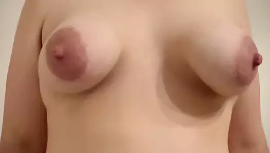 sarkık sarkık memeler