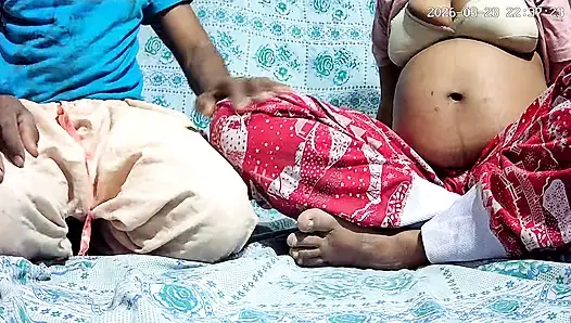 Hintli öğretmen ve öğrenci sınıfta seks yapıyor 29755