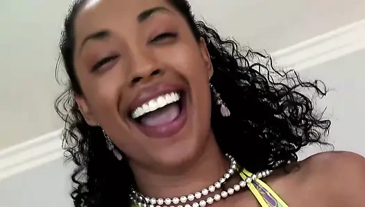 Ben ve mükemmel vücutlu zenci hatunum domaltmalı