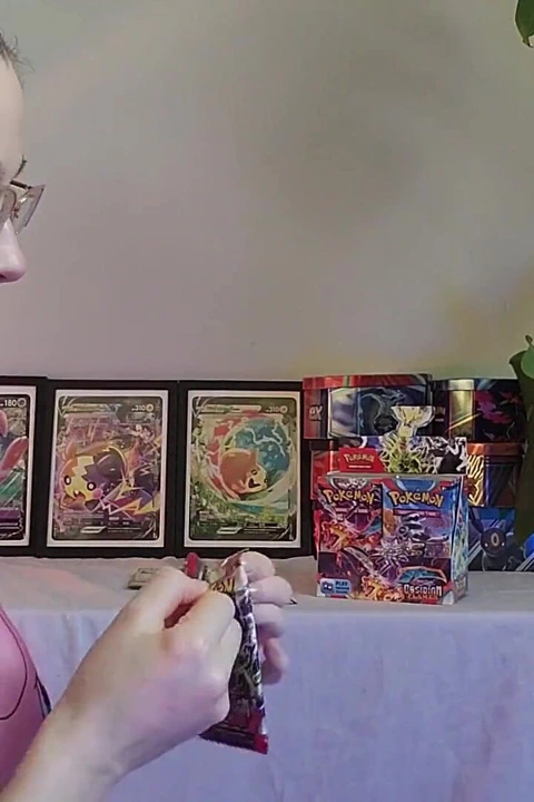 Yeni Obsidian Flames tam güçlendirici kutu kartı çekiyor