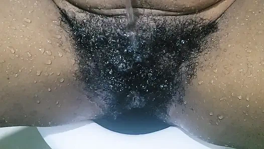 Bölüm 3: Çok heyecanlı hissettim, duşta sonsuz bir orgazm olmayı çok isterim