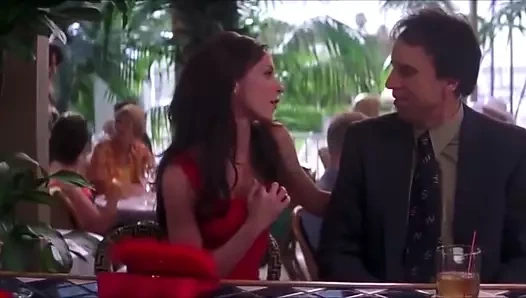 Jennifer aşk hewitt bizimle alay !!!