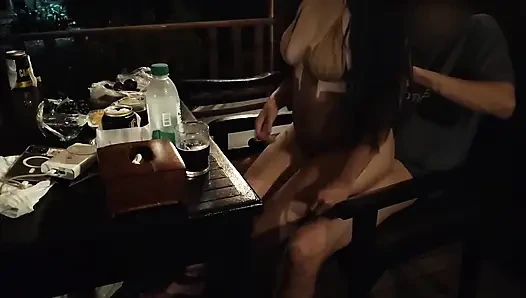 Kocamla ön bahçede mutlu bir saatim var